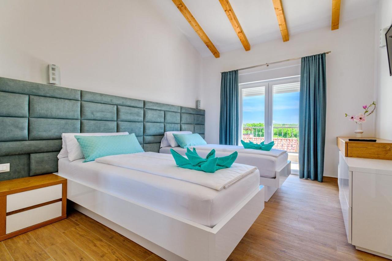 Luxury Stone Villa With Pool - Brisevo ภายนอก รูปภาพ