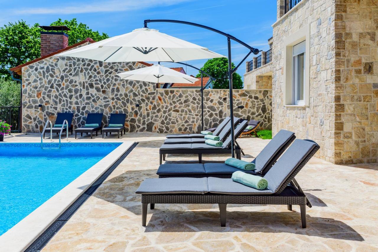 Luxury Stone Villa With Pool - Brisevo ภายนอก รูปภาพ