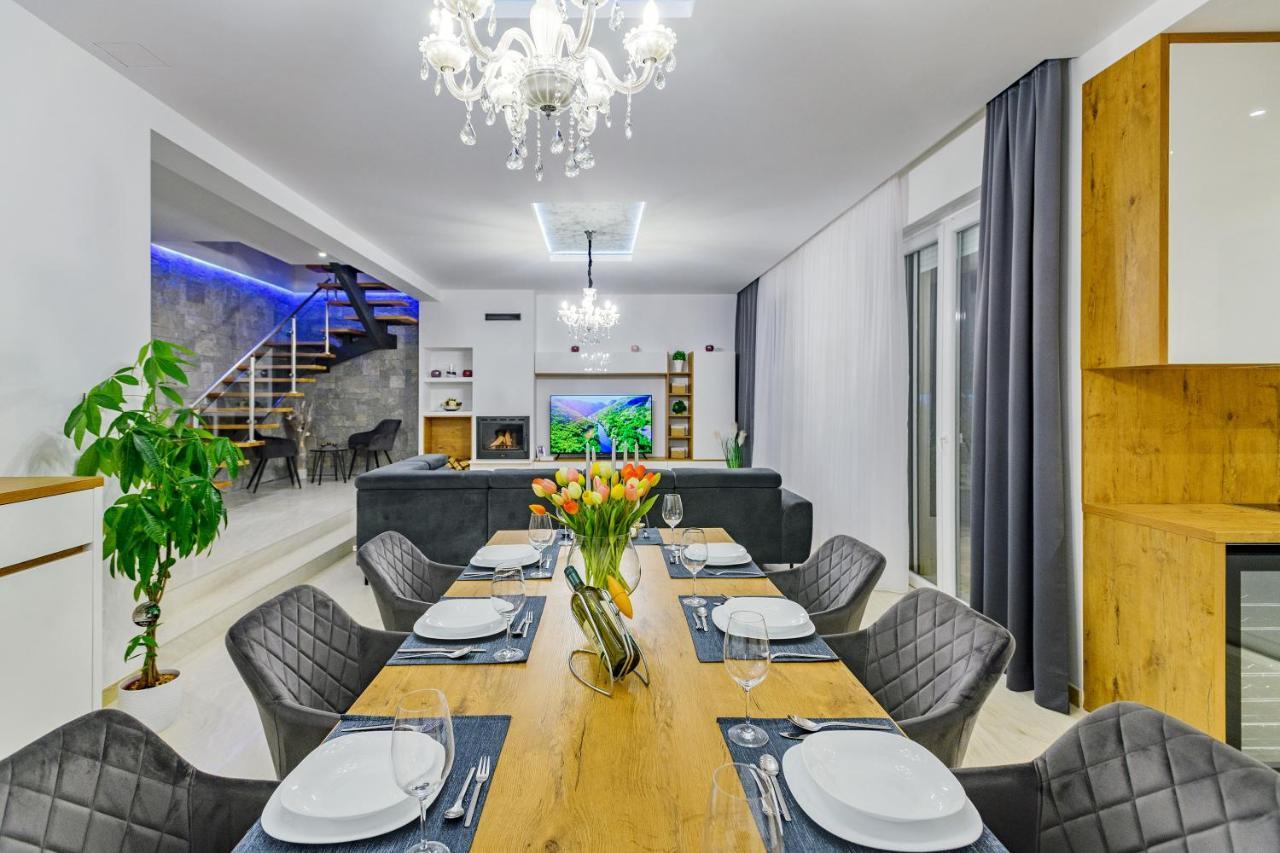 Luxury Stone Villa With Pool - Brisevo ภายนอก รูปภาพ